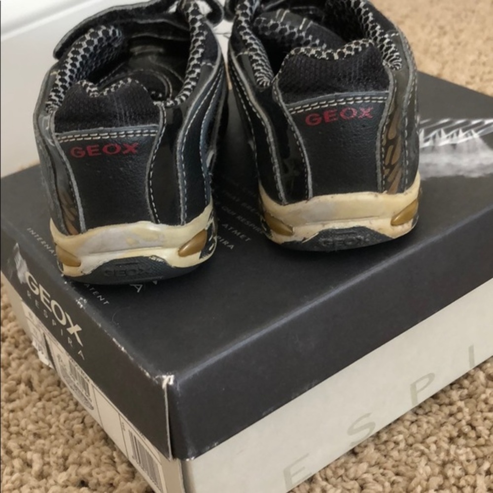 Geox boys sneakers!
